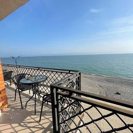 Hotel Leon New Athos Exterior foto