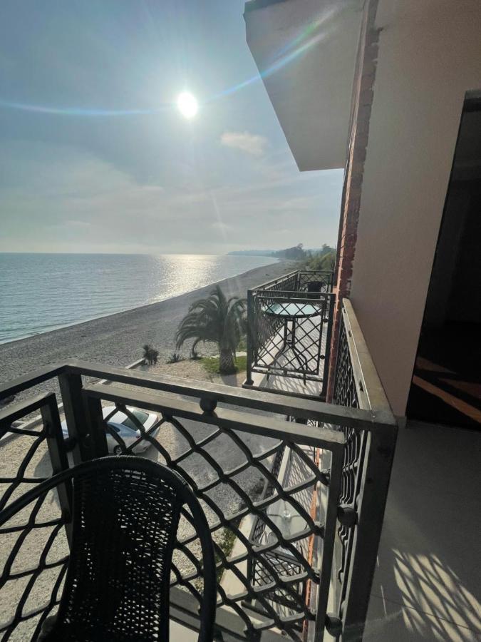 Hotel Leon New Athos Exterior foto